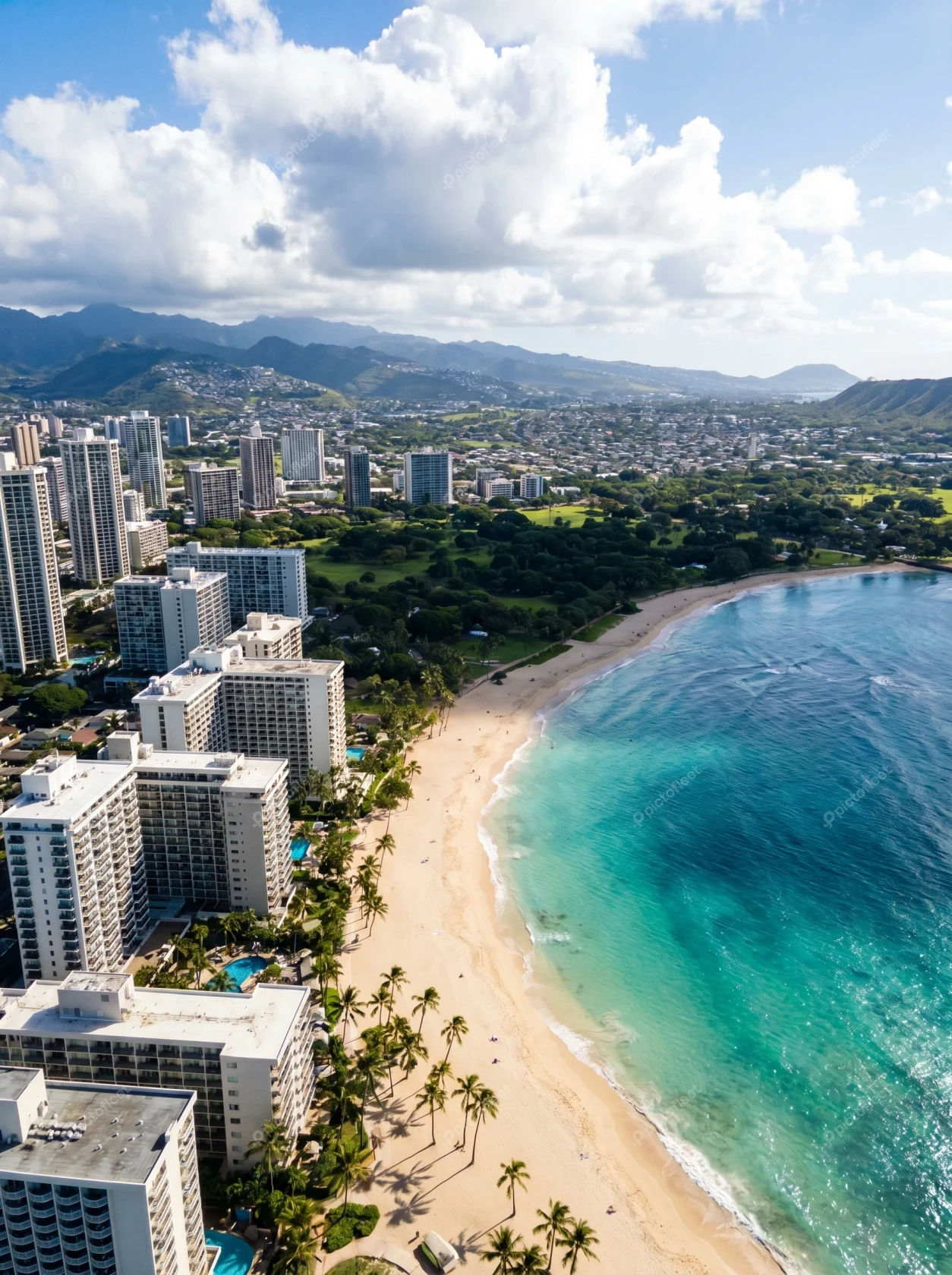 Aerial view of Waikiki Beach and hotels in Honolulu, Hawaii